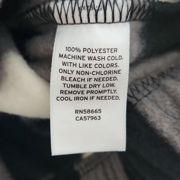 NWT BP | Black & Ivory Buffalo Check Cropped Half Zip Pullover Fleece - Size S - Picture 13 of 13